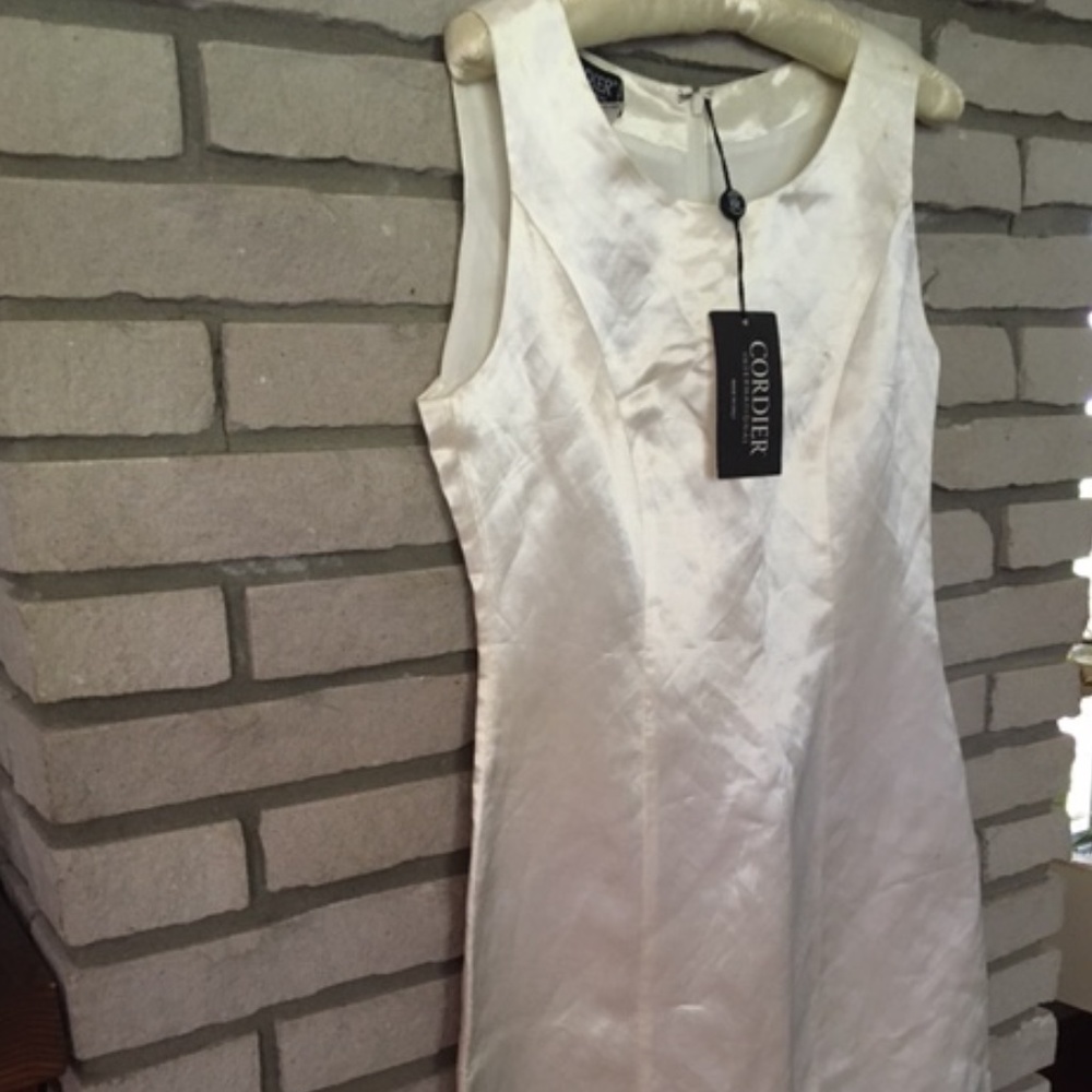 New! Italian made white sateen and linen knee length dress